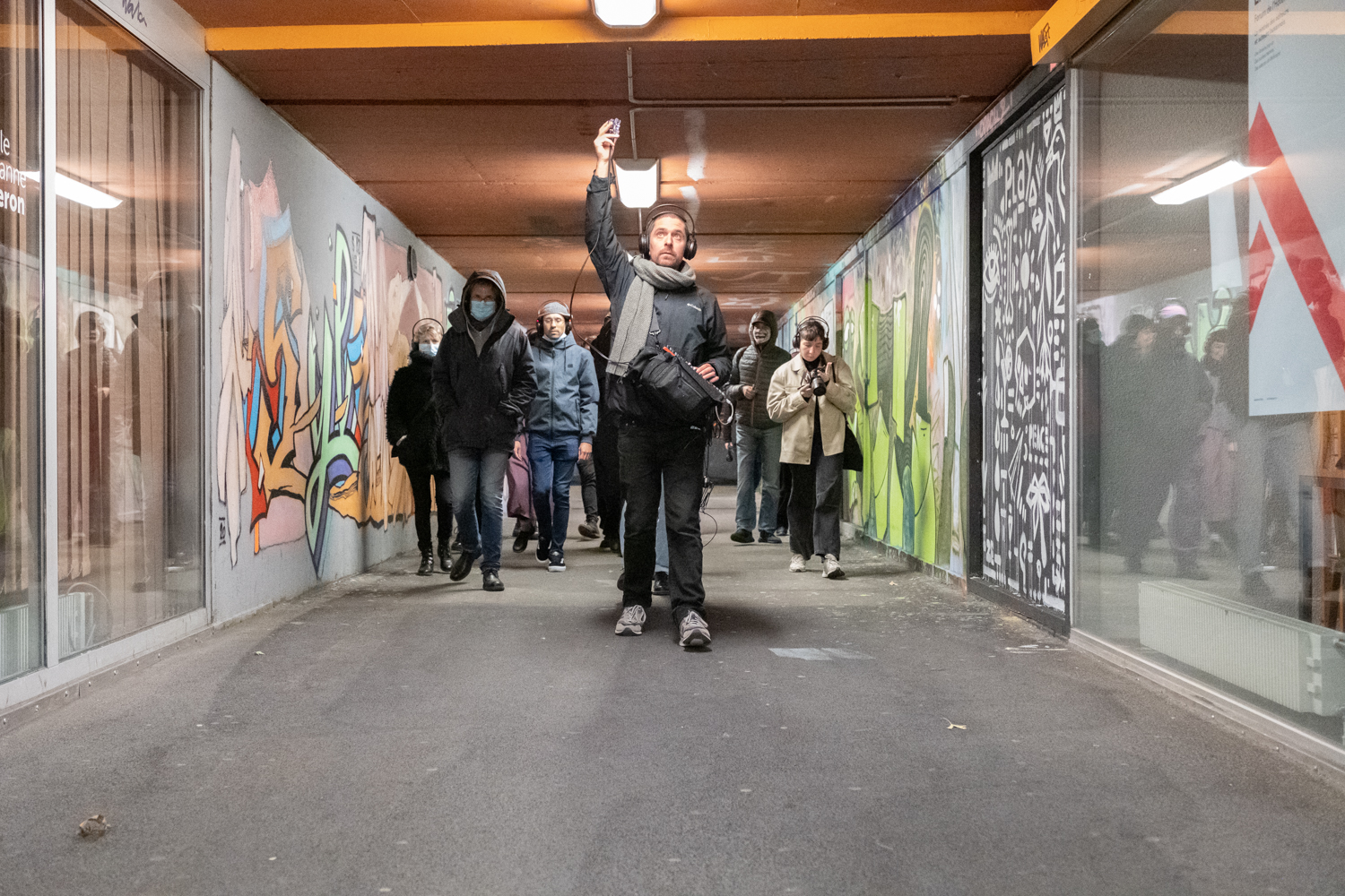 ambulation walking through an underpass with electromagnetic receiver